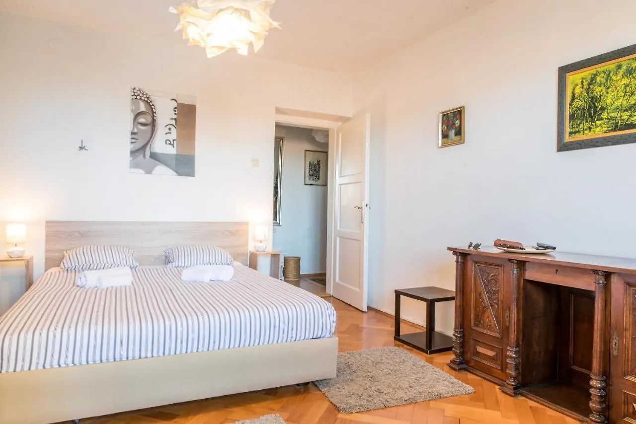 Apartment Dee&Dee Split Croacia